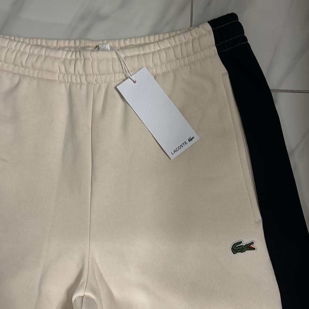 Men’s Lacoste Colorblock Sweatpants - Picture 2 of 5